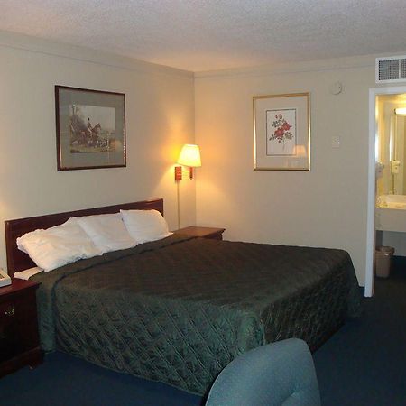 Econo Lodge แอชโบโร ภายนอก รูปภาพ